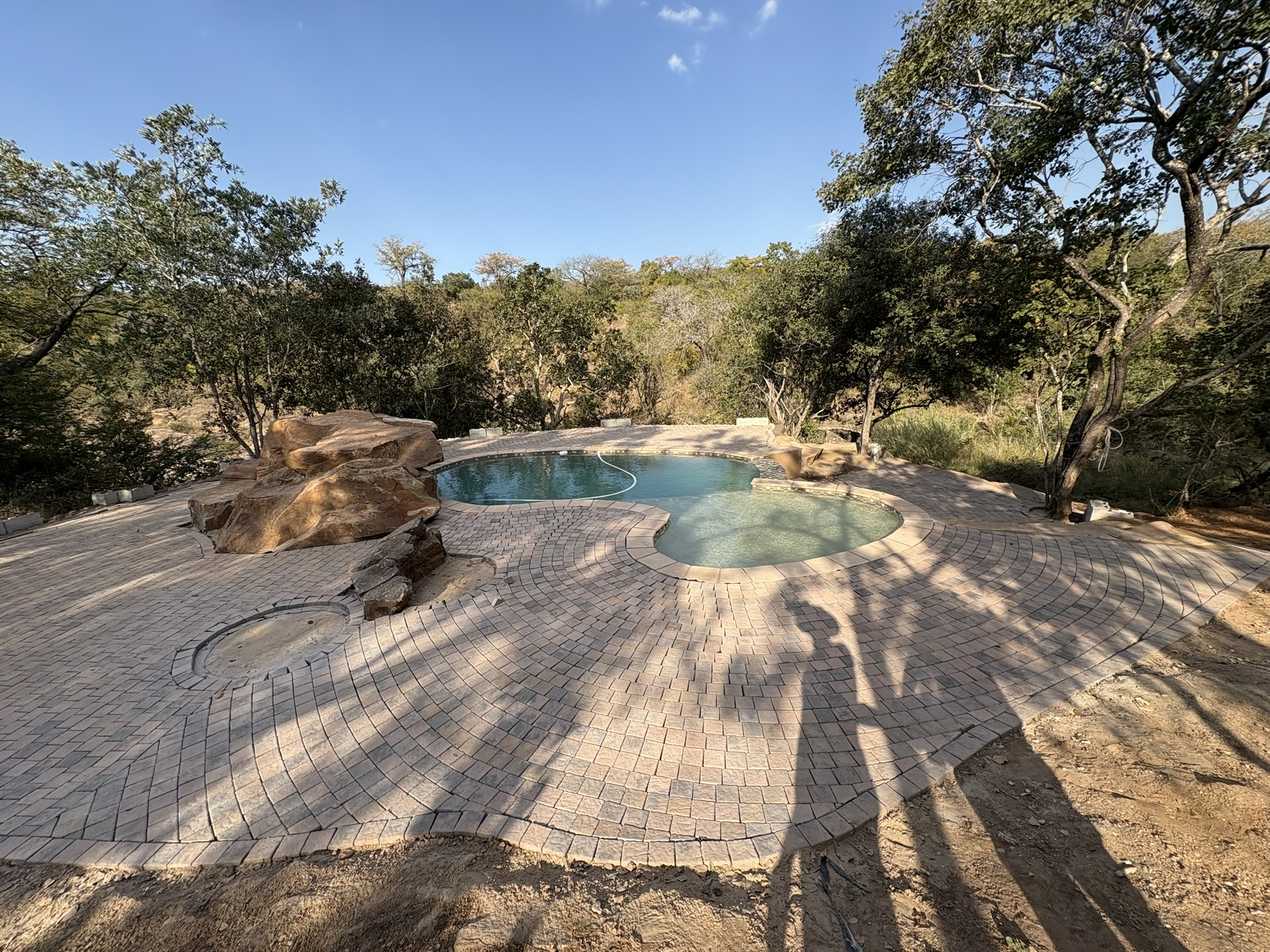 Custom swimming pool construction by Pool Gecko
